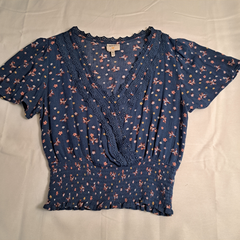 Neon Soul Blue Floral Butterfly‎ Smocked Waist Crochet Top M